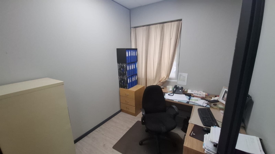 To Let Commercial Property for Rent in Springbok Park Western Cape